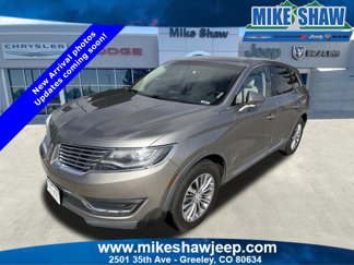 Used 2016 Lincoln MKX Select image 1
