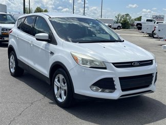 Used 2015 Ford Escape SE image 1