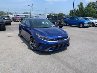 Used 2023 Kia Forte LXS image 1