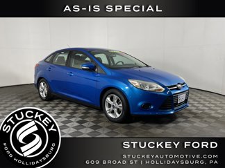 Used 2014 Ford Focus SE w/ SE Winter Package image 1