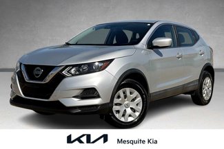 Used 2020 Nissan Rogue Sport S image 1