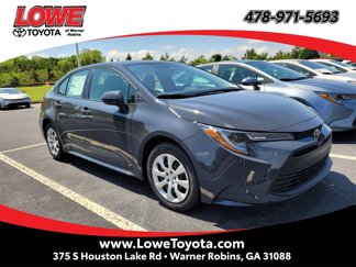 Used 2025 Toyota Corolla LE image 1