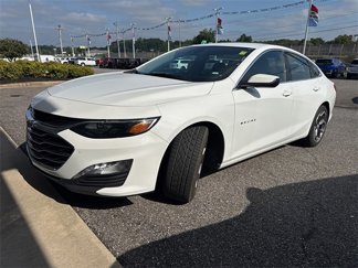 Used 2023 Chevrolet Malibu LT image 1