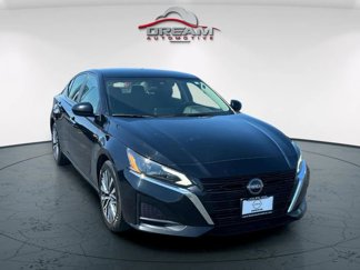 Used 2023 Nissan Altima 2.5 SV image 1