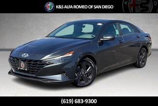Used 2023 Hyundai Elantra SEL image 1