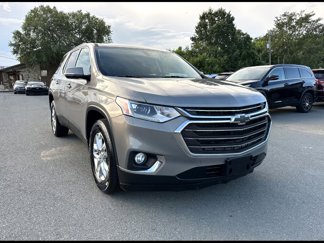 Used 2018 Chevrolet Traverse LT image 1