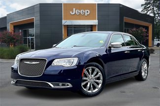 Used 2017 Chrysler 300 C image 1