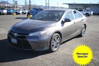 Used 2017 Toyota Camry SE image 1