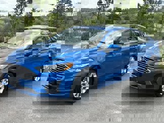 Used 2020 Ford Fusion SE image 1