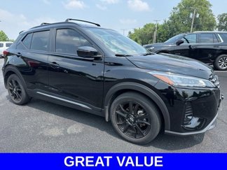 Used 2023 Nissan Kicks SR image 1
