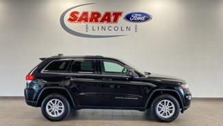 Used 2019 Jeep Grand Cherokee Laredo image 1