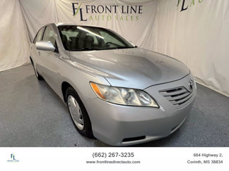 Used 2009 Toyota Camry LE image 1