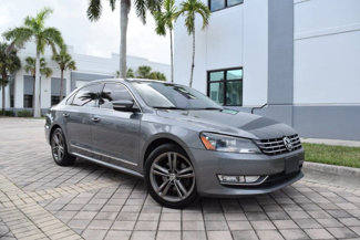 Used 2015 Volkswagen Passat TDI SEL Premium image 1