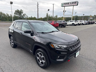 Used 2022 Jeep Compass Trailhawk w/ Trailhawk Convenience Group image 1