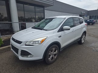 Used 2015 Ford Escape SE image 1