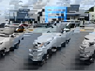Used 2014 Hyundai Tucson SE image 1