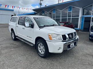 Used 2005 Nissan Titan LE w/ (U01) Nissan Navigation Pkg image 1