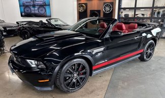 Used 2010 Ford Mustang GT Premium image 1