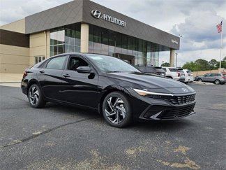 New 2025 Hyundai Elantra Sport image 1