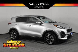 Used 2022 Kia Sportage LX image 1