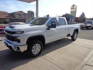 Used 2024 Chevrolet Silverado 3500 LT image 1