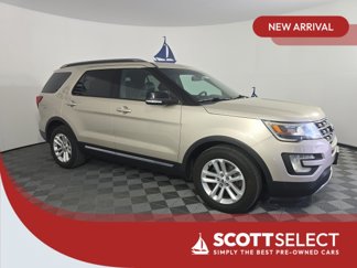 Used 2017 Ford Explorer XLT w/ Equipment Group 202A image 1