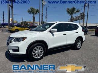 Used 2017 Nissan Rogue S image 1