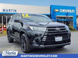 Used 2019 Toyota Highlander SE image 1