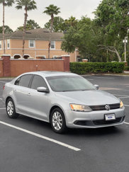Used 2014 Volkswagen Jetta SE image 1