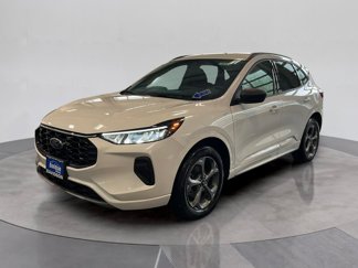 Used 2023 Ford Escape ST-Line w/ Tech Pack #1 image 1