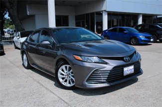 Used 2024 Toyota Camry LE image 1