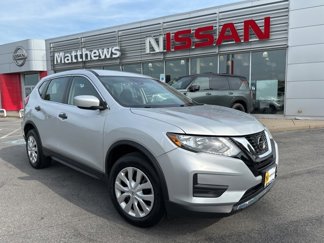 Used 2019 Nissan Rogue S image 1
