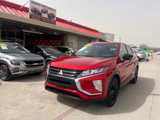 Used 2018 Mitsubishi Eclipse Cross LE image 1