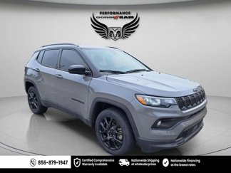 Used 2023 Jeep Compass Altitude image 1