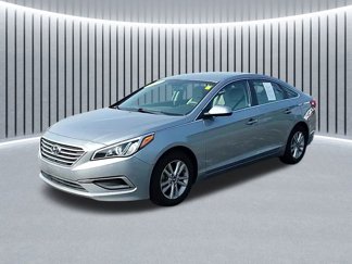 Used 2016 Hyundai Sonata SE video 1