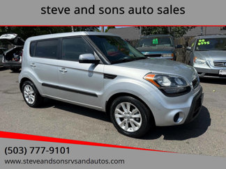 Used 2013 Kia Soul + image 1