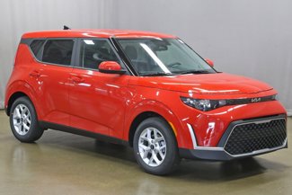 New 2025 Kia Soul LX image 1