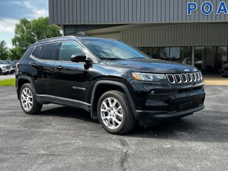 Used 2023 Jeep Compass Latitude image 1