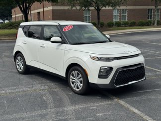 Certified 2022 Kia Soul LX image 1