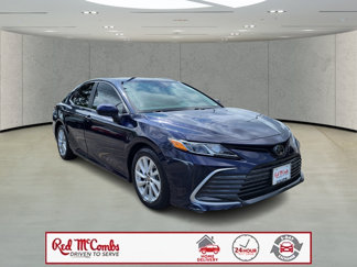 Used 2022 Toyota Camry LE image 1