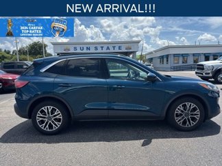 Used 2020 Ford Escape SEL image 1