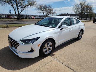 Used 2021 Hyundai Sonata SE image 1