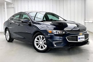 Used 2017 Chevrolet Malibu LT image 1