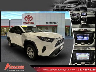 Certified 2022 Toyota RAV4 LE image 1