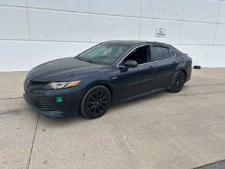 Used 2019 Toyota Camry LE image 1