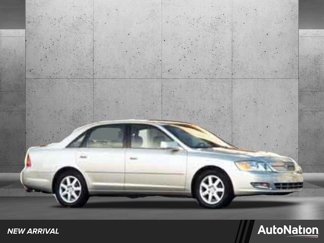 Used 2000 Toyota Avalon XLS image 1