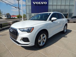 Used 2022 Audi Q3 2.0T Premium w/ Convenience Package image 1