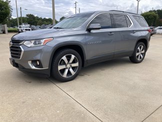 Used 2021 Chevrolet Traverse LT w/ LT Premium Package image 1