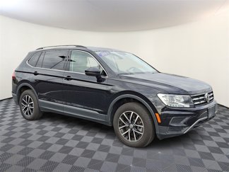 Used 2021 Volkswagen Tiguan SE R-Line image 1