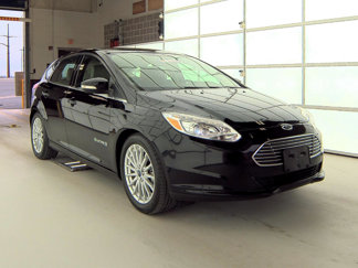 Used 2017 Ford Focus Electric Hatchback image 1